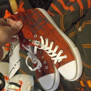 Mens 8 Ed Hardy sneakers